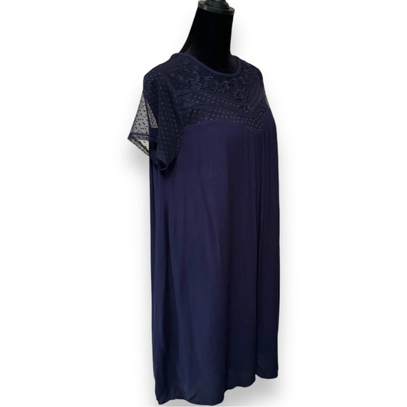 Xhilaration Flowy Lightweight Navy Lace Detail Keyhole Back Cutout Mini Dress - Picture 5 of 16